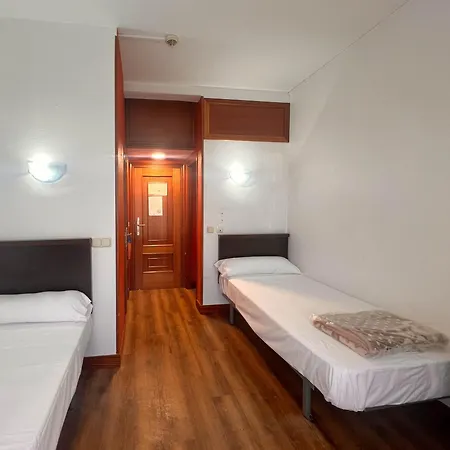 Loop Inn Hostel Santiago de Compostella Buitenkant foto