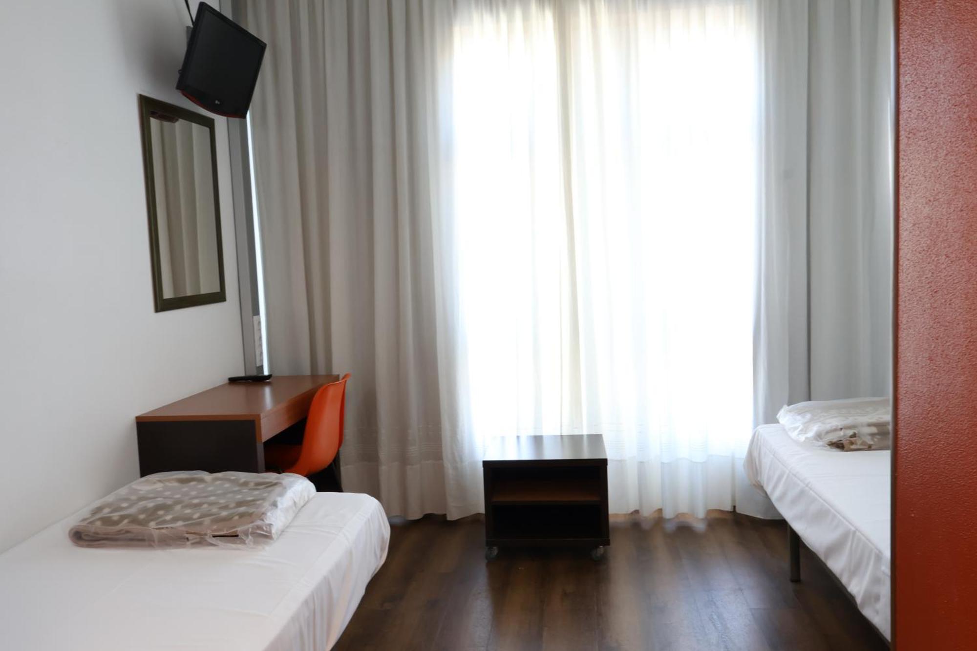 Loop Hostel *